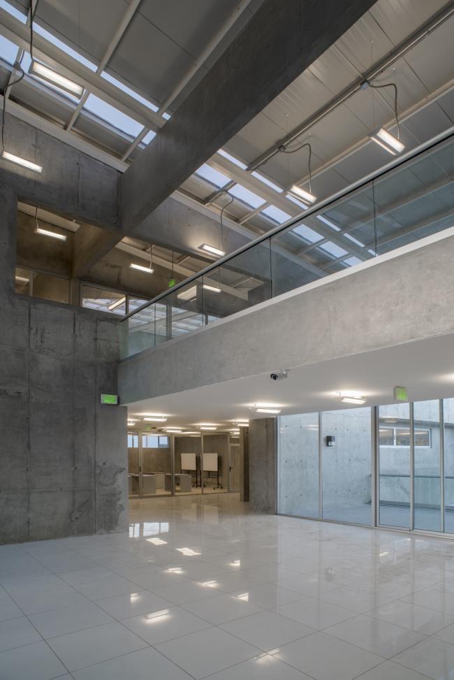BIM建筑|Tirrases公共成长中间 BIM建筑|Tirrases公共成长中间