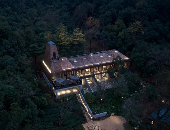 BIM建筑|山谷中的守看——一览居 / 中国美术学院景致建筑设计研讨总院 BIM建筑|山谷中的守看——一览居 / 中国美术学院景致建筑设计研讨总院