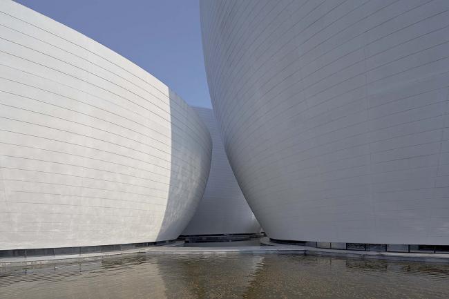 BIM建筑|极简翰墨勾画出的留白:邢窑博物馆 / 言川建筑 BIM建筑|极简翰墨勾画出的留白:邢窑博物馆 / 言川建筑