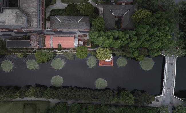 BIM建筑|在记忆与盼望之间:华东师范年夜学丽娃河畔书吧补葺 / 上海日清建筑设计 BIM建筑|在记忆与盼望之间:华东师范年夜学丽娃河畔书吧补葺 / 上海日清建筑设计