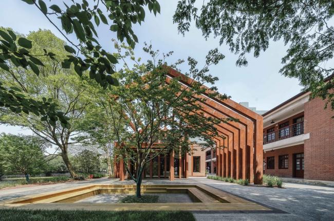 BIM建筑|在记忆与盼望之间:华东师范年夜学丽娃河畔书吧补葺 / 上海日清建筑设计 BIM建筑|在记忆与盼望之间:华东师范年夜学丽娃河畔书吧补葺 / 上海日清建筑设计