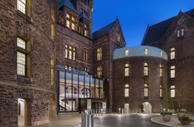 BIM建筑|致敬经典——岁月风化的汗青陈迹:亨利酒店 / Deborah Berke Partners-BIM建筑网