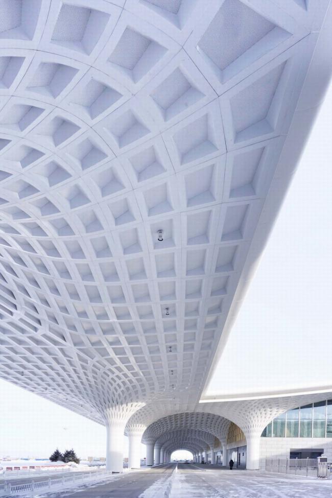 BIM建筑|金色白桦林涌起的连绵的海浪:呼伦贝尔海拉尔机场扩建工程 / 中国建筑设计院一合建筑设计研讨中间U10 BIM建筑|金色白桦林涌起的连绵的海浪:呼伦贝尔海拉尔机场扩建工程 / 中国建筑设计院一合建筑设计研讨中间U10