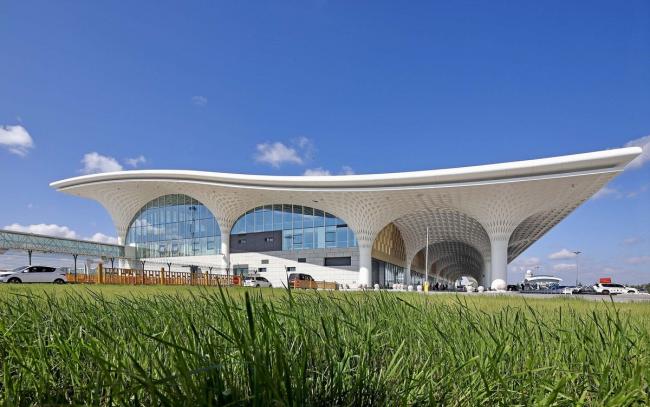 BIM建筑|金色白桦林涌起的连绵的海浪:呼伦贝尔海拉尔机场扩建工程 / 中国建筑设计院一合建筑设计研讨中间U10 BIM建筑|金色白桦林涌起的连绵的海浪:呼伦贝尔海拉尔机场扩建工程 / 中国建筑设计院一合建筑设计研讨中间U10