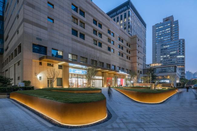 BIM建筑|从守旧向开放的演变:宝钢年夜厦城市更新项目 / FTA建筑设计 BIM建筑|从守旧向开放的演变:宝钢年夜厦城市更新项目 / FTA建筑设计