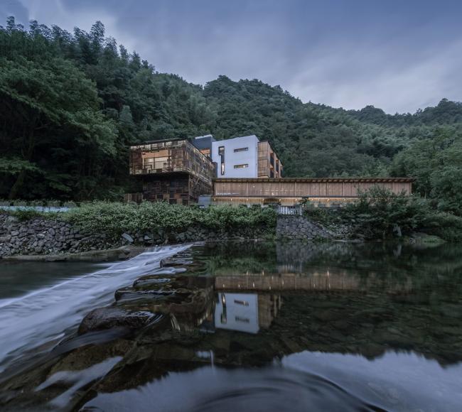 BIM建筑|重见山川——临安鱼乐山房平易近宿改革设计 / 久舍营造工作室 BIM建筑|重见山川——临安鱼乐山房平易近宿改革设计 / 久舍营造工作室