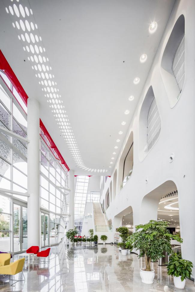 BIM建筑|宛若晶莹剔透的灯笼花瓣包裹花蕊:重庆房地产职业学院藏书楼 / 湃昂国际建筑设计参谋 BIM建筑|宛若晶莹剔透的灯笼花瓣包裹花蕊:重庆房地产职业学院藏书楼 / 湃昂国际建筑设计参谋