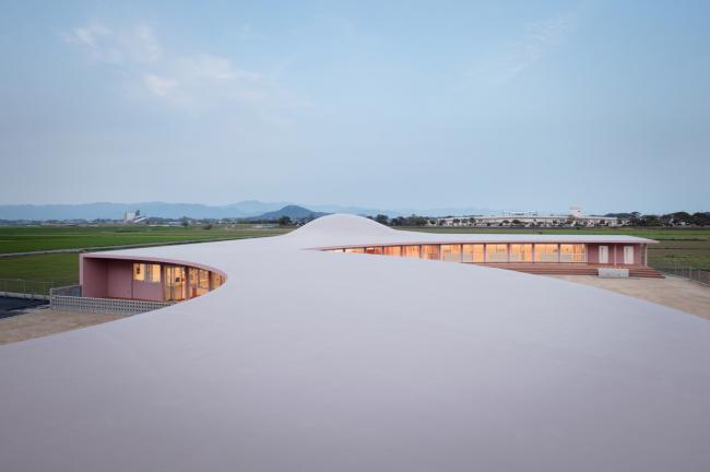 BIM建筑|山形围绕,活动的河道:日本 Subaru 幼儿园 / RFA+CFA BIM建筑|山形围绕,活动的河道:日本 Subaru 幼儿园 / RFA+CFA