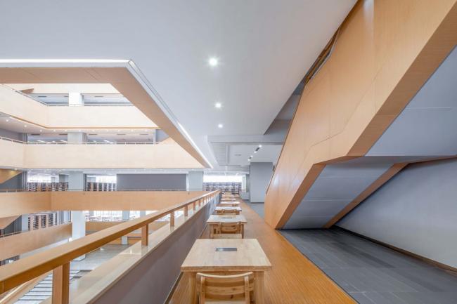 BIM建筑|沃野平原上的一盏“年夜红灯笼”:成都年夜学新藏书楼 / 中国建筑西南设计研讨院 BIM建筑|沃野平原上的一盏“年夜红灯笼”:成都年夜学新藏书楼 / 中国建筑西南设计研讨院