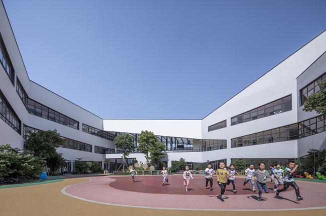 BIM建筑|南浔镇中间幼儿园新址扩建工程 / 浙江年夜学建筑设计研讨院有限公司 BIM建筑|南浔镇中间幼儿园新址扩建工程 / 浙江年夜学建筑设计研讨院有限公司