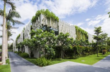 BIM建筑|千寻丛林瀑布倾注而下的光影空间:Naman 温泉会所 / MIA Design Studio-BIM建筑网
