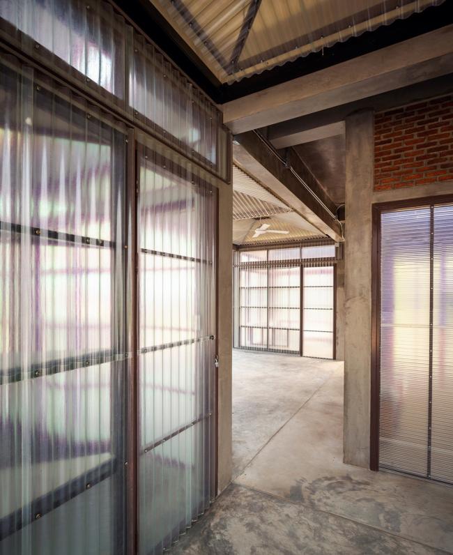 BIM建筑|村落静夜里的一盏路灯:Kaeng Krachan 藏书楼 / Junsekino architects and Design BIM建筑|村落静夜里的一盏路灯:Kaeng Krachan 藏书楼 / Junsekino architects and Design