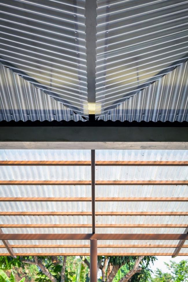 BIM建筑|村落静夜里的一盏路灯:Kaeng Krachan 藏书楼 / Junsekino architects and Design BIM建筑|村落静夜里的一盏路灯:Kaeng Krachan 藏书楼 / Junsekino architects and Design