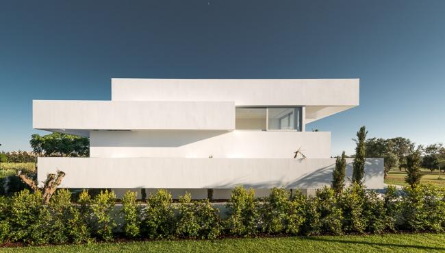 BIM建筑|五个平台和一个花圃 / corpo atelier BIM建筑|五个平台和一个花圃 / corpo atelier