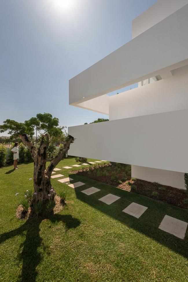 BIM建筑|五个平台和一个花圃 / corpo atelier BIM建筑|五个平台和一个花圃 / corpo atelier