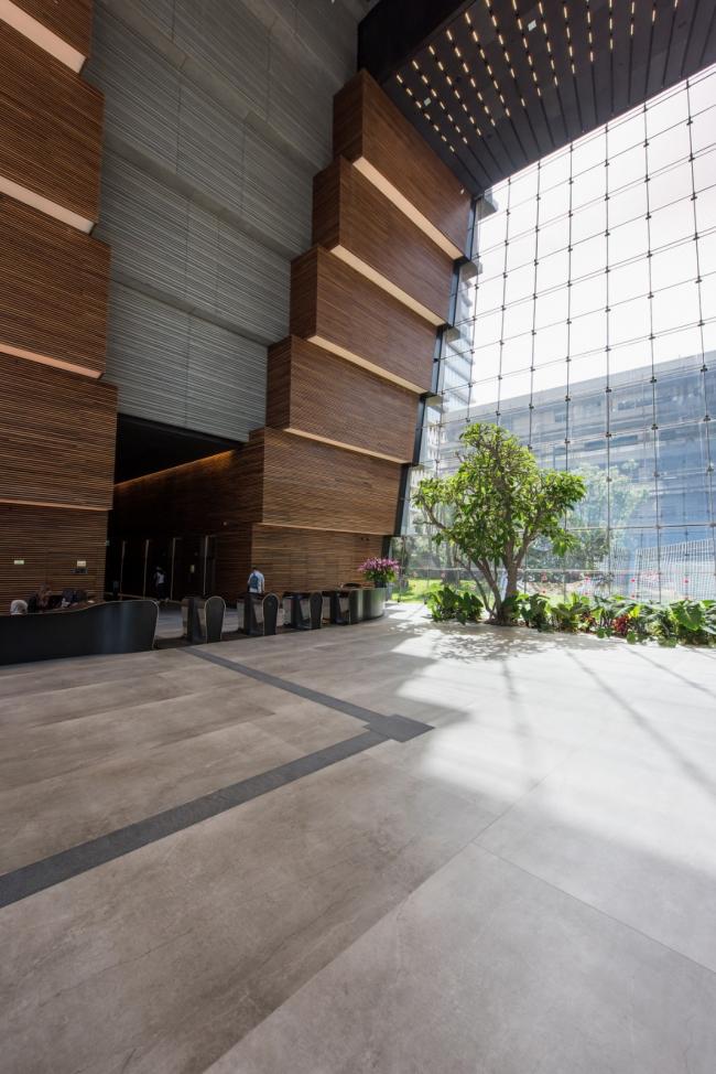 BIM建筑|倒置的冰山:ToHA 办公楼 / Ron Arad Architects BIM建筑|倒置的冰山:ToHA 办公楼 / Ron Arad Architects
