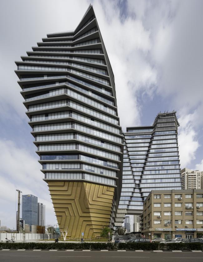 BIM建筑|倒置的冰山:ToHA 办公楼 / Ron Arad Architects BIM建筑|倒置的冰山:ToHA 办公楼 / Ron Arad Architects