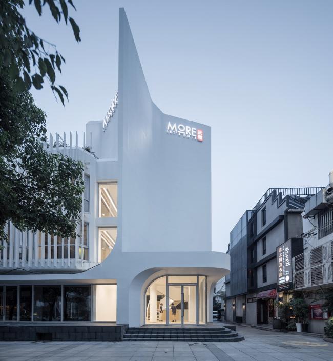 BIM建筑|直面微风,温顺而强盛的气场——静安商楼建筑更新 / ArchUnits|一栋设计工作室 BIM建筑|直面微风,温顺而强盛的气场——静安商楼建筑更新 / ArchUnits|一栋设计工作室