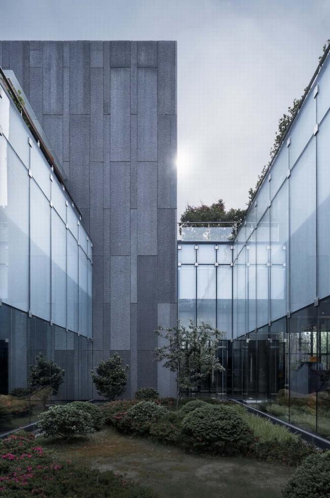 BIM建筑|消隐于天然,唐仲英基金会中国中间 / 浙江年夜学建筑设计研讨院 BIM建筑|消隐于天然,唐仲英基金会中国中间 / 浙江年夜学建筑设计研讨院