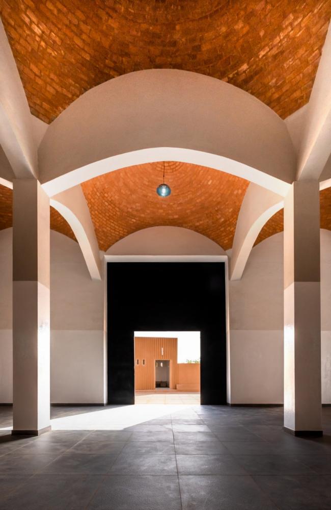 BIM建筑|HIKMA藏书楼:宗教与世俗完善联合的综合体 / atelier masōmī + studio chahar BIM建筑|HIKMA藏书楼:宗教与世俗完善联合的综合体 / atelier masōmī + studio chahar