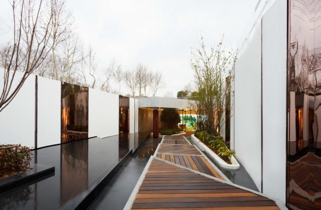 BIM建筑|赛博·悠游中间 媒体材质焕发地下室的新生 / SODA建筑师事务所 BIM建筑|赛博·悠游中间 媒体材质焕发地下室的新生 / SODA建筑师事务所