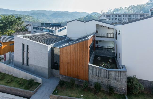 BIM建筑|一个小而美的另类法庭 / 致年夜建筑工作室/正东设计 BIM建筑|一个小而美的另类法庭 / 致年夜建筑工作室/正东设计