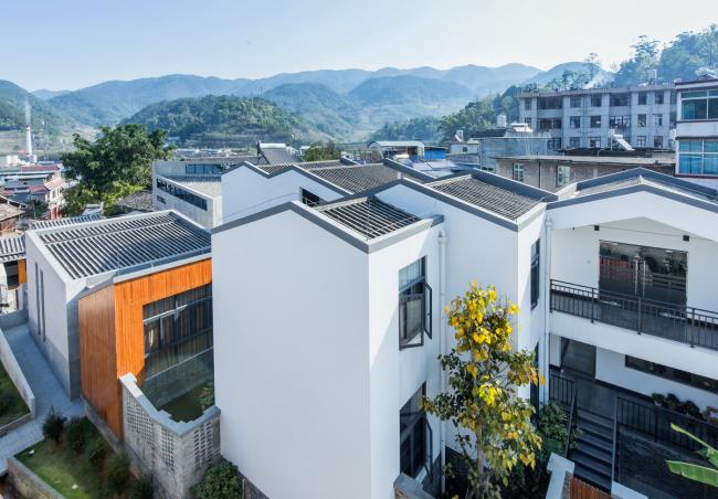 BIM建筑|一个小而美的另类法庭 / 致年夜建筑工作室/正东设计 BIM建筑|一个小而美的另类法庭 / 致年夜建筑工作室/正东设计