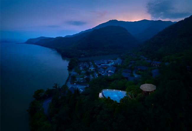 BIM建筑|星船——富春江干的空中泳池 / 中国美术学院景致建筑设计研讨总院 BIM建筑|星船——富春江干的空中泳池 / 中国美术学院景致建筑设计研讨总院