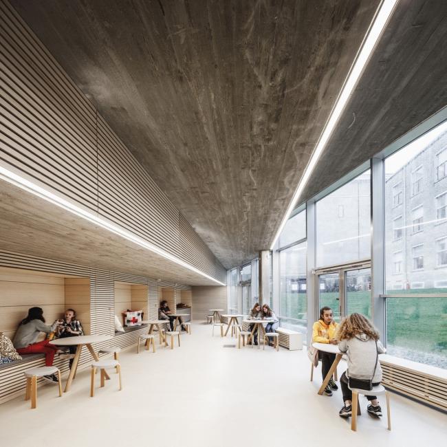 BIM建筑|发展于地面,倾斜直上:丹麦红十字会自愿者之家 / COBE BIM建筑|发展于地面,倾斜直上:丹麦红十字会自愿者之家 / COBE