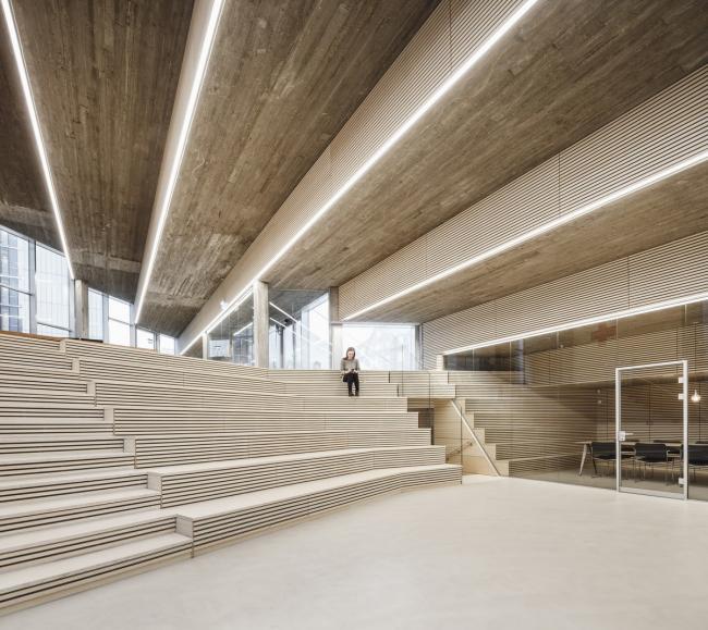 BIM建筑|发展于地面,倾斜直上:丹麦红十字会自愿者之家 / COBE BIM建筑|发展于地面,倾斜直上:丹麦红十字会自愿者之家 / COBE