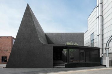 BIM建筑|灵活几何,如宇宙暗物资般神秘:Juun.J 旗舰店 / WGNB-BIM建筑网