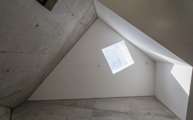BIM建筑|背对背围绕一体的三角室第/Urban Agency BIM建筑|背对背围绕一体的三角室第/Urban Agency