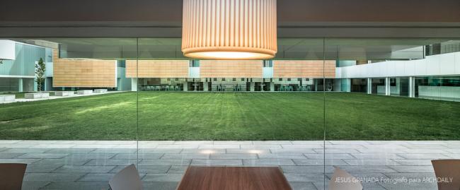 BIM建筑|如小伴侣般整洁排队:教师培训中间 / Ramón Fernández-Alonso BIM建筑|如小伴侣般整洁排队:教师培训中间 / Ramón Fernández-Alonso