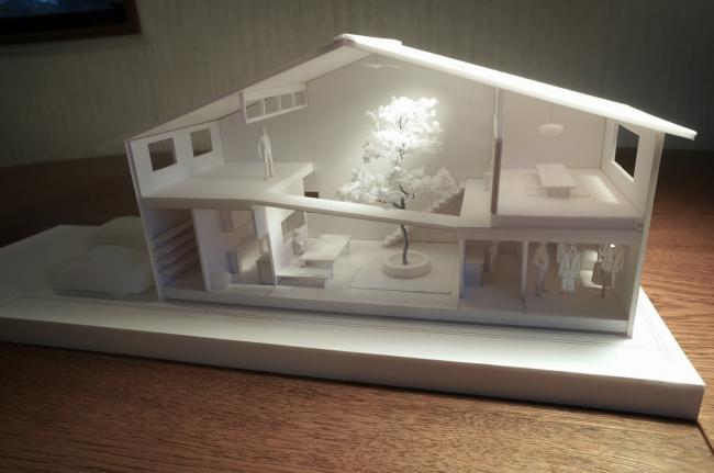 BIM建筑|京都之宅,将天井搬进家里 / 07BEACH BIM建筑|京都之宅,将天井搬进家里 / 07BEACH