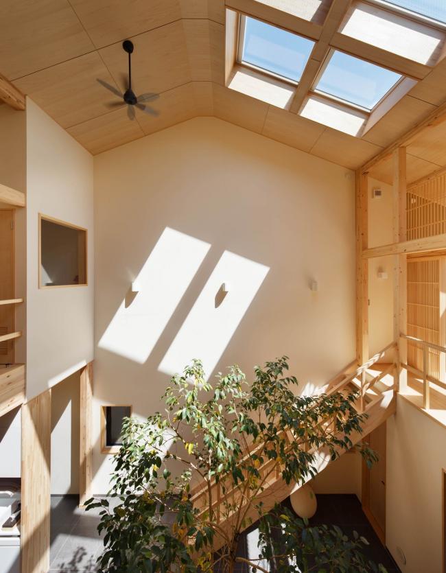 BIM建筑|京都之宅,将天井搬进家里 / 07BEACH BIM建筑|京都之宅,将天井搬进家里 / 07BEACH