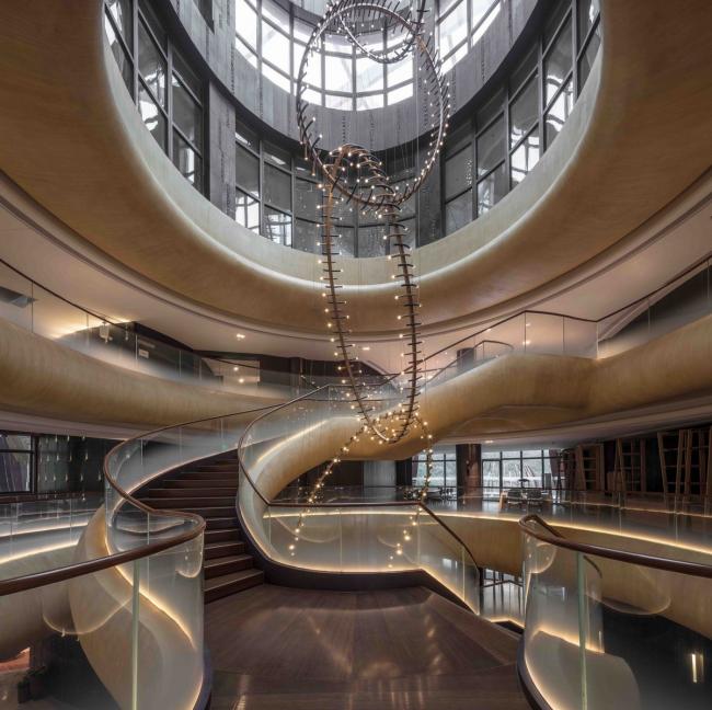 BIM建筑|奔腾而下的山间瀑布:郡安理国际会议中间 / Stylus studio BIM建筑|奔腾而下的山间瀑布:郡安理国际会议中间 / Stylus studio