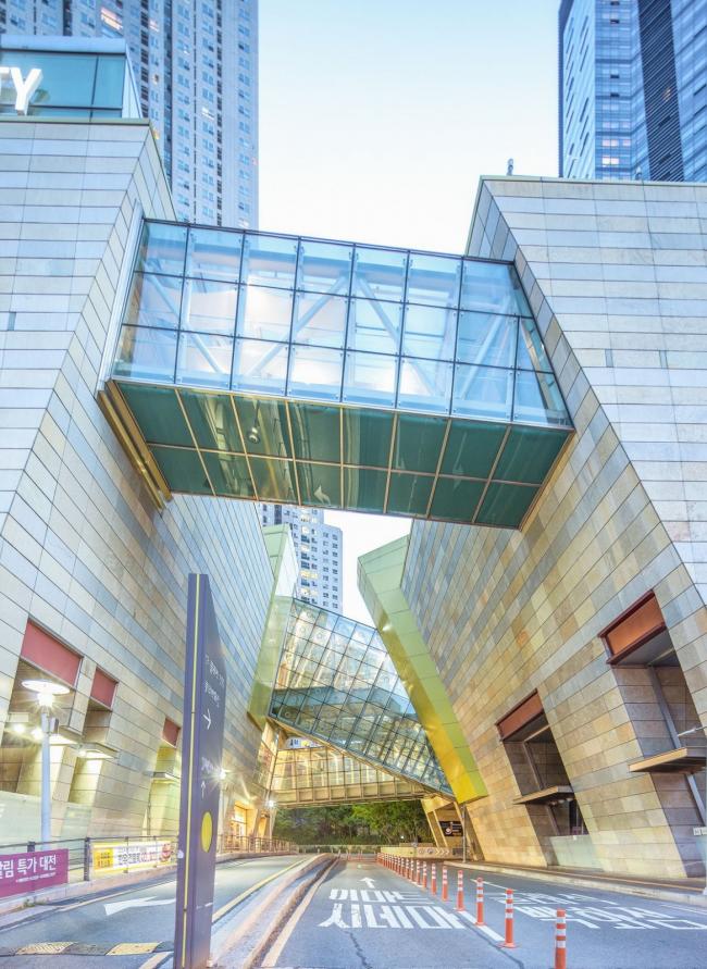 BIM建筑|城市中间的复合型养老社区——星城 MALL+THE CLASSIC 500 养老公寓设计实践 / JERDE 捷得 BIM建筑|城市中间的复合型养老社区——星城 MALL+THE CLASSIC 500 养老公寓设计实践 / JERDE 捷得