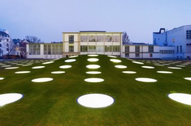 BIM建筑|绿草如茵,星星点点——施塔德尔博物馆扩建工程 / Schneider + Schumacher-BIM建筑网