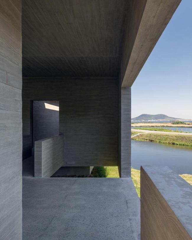 BIM建筑|天鹅湖湿地公园景不雅廊及不雅鸟塔 / 迹·建筑事务所 BIM建筑|天鹅湖湿地公园景不雅廊及不雅鸟塔 / 迹·建筑事务所