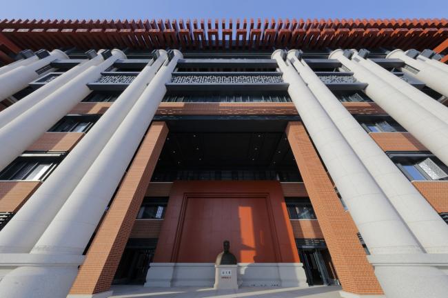 BIM建筑|古法今用,红色赞歌——谷文昌干部学院(一期)综合讲授楼 / 中国建筑科学研讨院厦门分院 BIM建筑|古法今用,红色赞歌——谷文昌干部学院(一期)综合讲授楼 / 中国建筑科学研讨院厦门分院