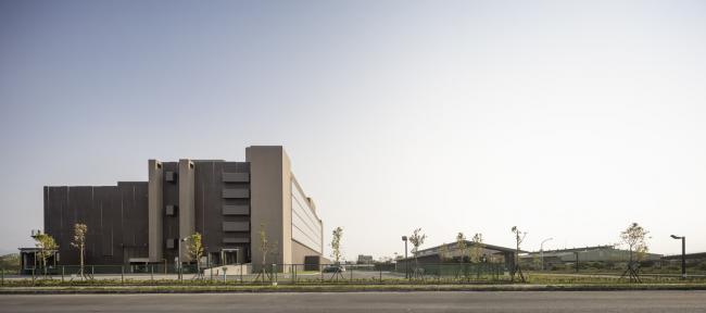 BIM建筑|奇特又慎重,如年夜山与泥土:台畜屏东农科厂 / 泽新建筑 BIM建筑|奇特又慎重,如年夜山与泥土:台畜屏东农科厂 / 泽新建筑
