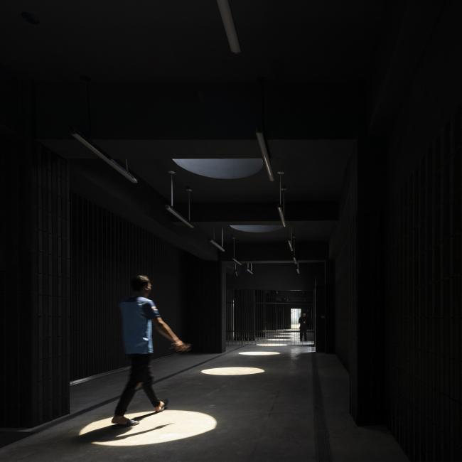BIM建筑|奇特又慎重,如年夜山与泥土:台畜屏东农科厂 / 泽新建筑 BIM建筑|奇特又慎重,如年夜山与泥土:台畜屏东农科厂 / 泽新建筑