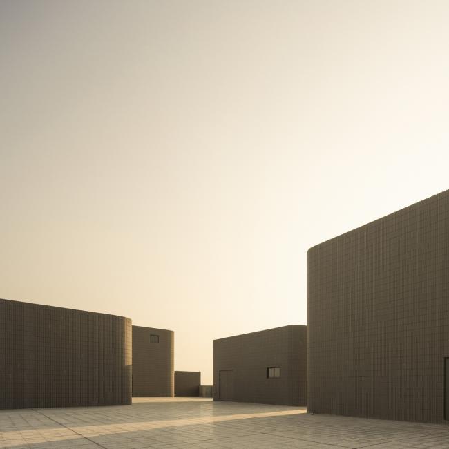 BIM建筑|奇特又慎重,如年夜山与泥土:台畜屏东农科厂 / 泽新建筑 BIM建筑|奇特又慎重,如年夜山与泥土:台畜屏东农科厂 / 泽新建筑