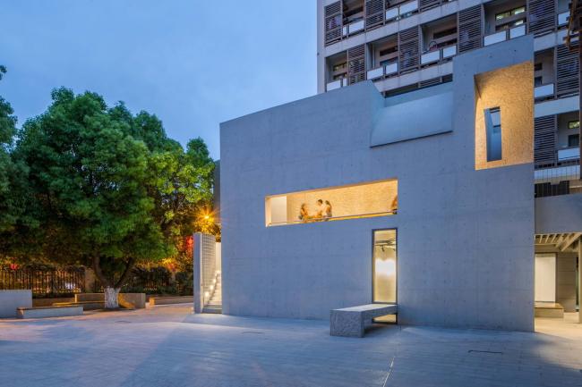 BIM建筑|朴实顽皮,中西合璧:南京艺术学院-砼展厅 / 上海中森建筑与工程设计 BIM建筑|朴实顽皮,中西合璧:南京艺术学院-砼展厅 / 上海中森建筑与工程设计