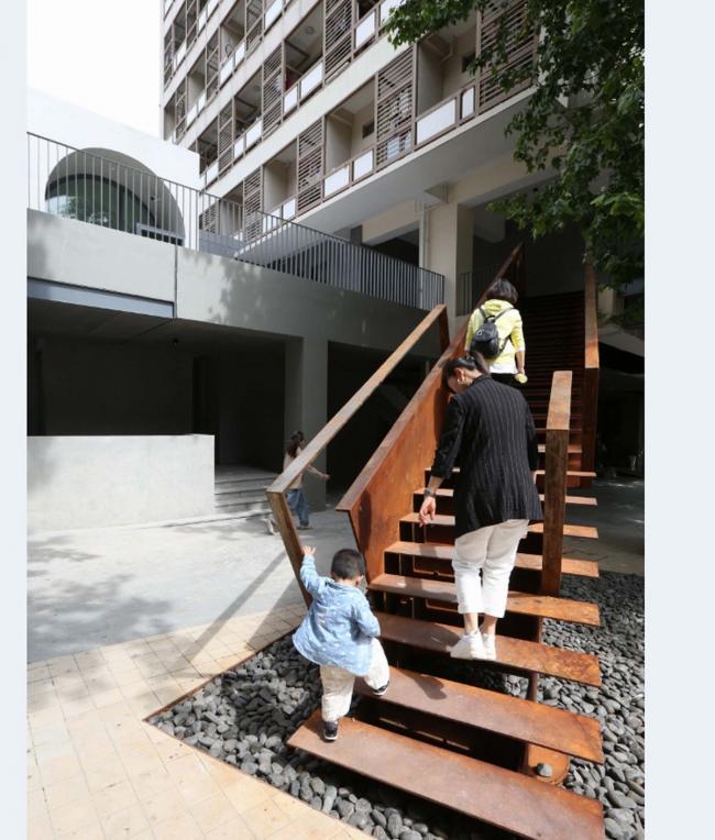 BIM建筑|朴实顽皮,中西合璧:南京艺术学院-砼展厅 / 上海中森建筑与工程设计 BIM建筑|朴实顽皮,中西合璧:南京艺术学院-砼展厅 / 上海中森建筑与工程设计