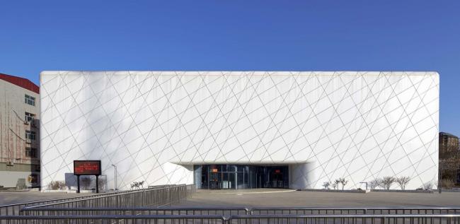 BIM建筑|银白简素,柔化边沿:邢窑遗址博物馆 / 言川建筑 BIM建筑|银白简素,柔化边沿:邢窑遗址博物馆 / 言川建筑
