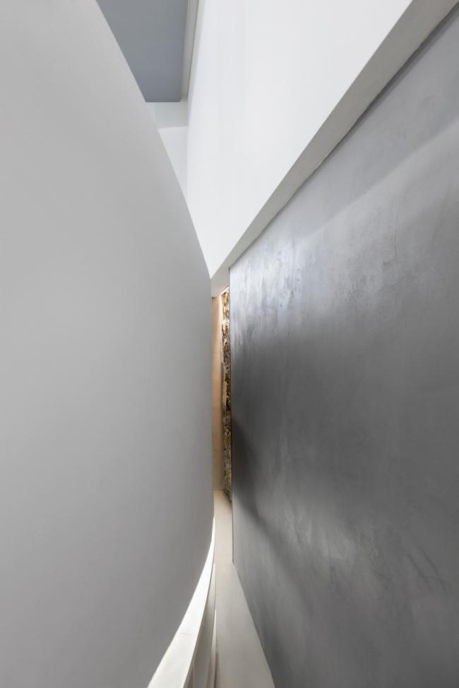 BIM建筑|波浪与白帆的奏歌:Mole药房 / KLab Architecture BIM建筑|波浪与白帆的奏歌:Mole药房 / KLab Architecture
