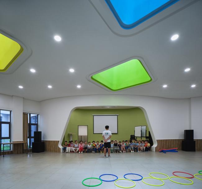 BIM建筑|杭州市成功小学从属幼儿园 / 浙江年夜学建筑设计研讨院 BIM建筑|杭州市成功小学从属幼儿园 / 浙江年夜学建筑设计研讨院