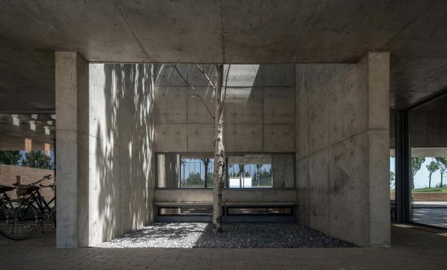 BIM建筑|海边 y 餐厅 / 直向建筑 BIM建筑|海边 y 餐厅 / 直向建筑