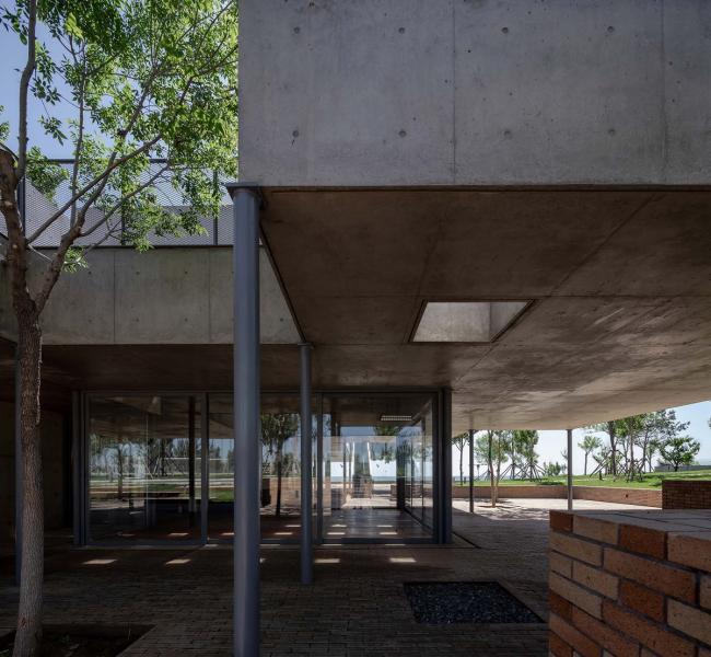 BIM建筑|海边 y 餐厅 / 直向建筑 BIM建筑|海边 y 餐厅 / 直向建筑
